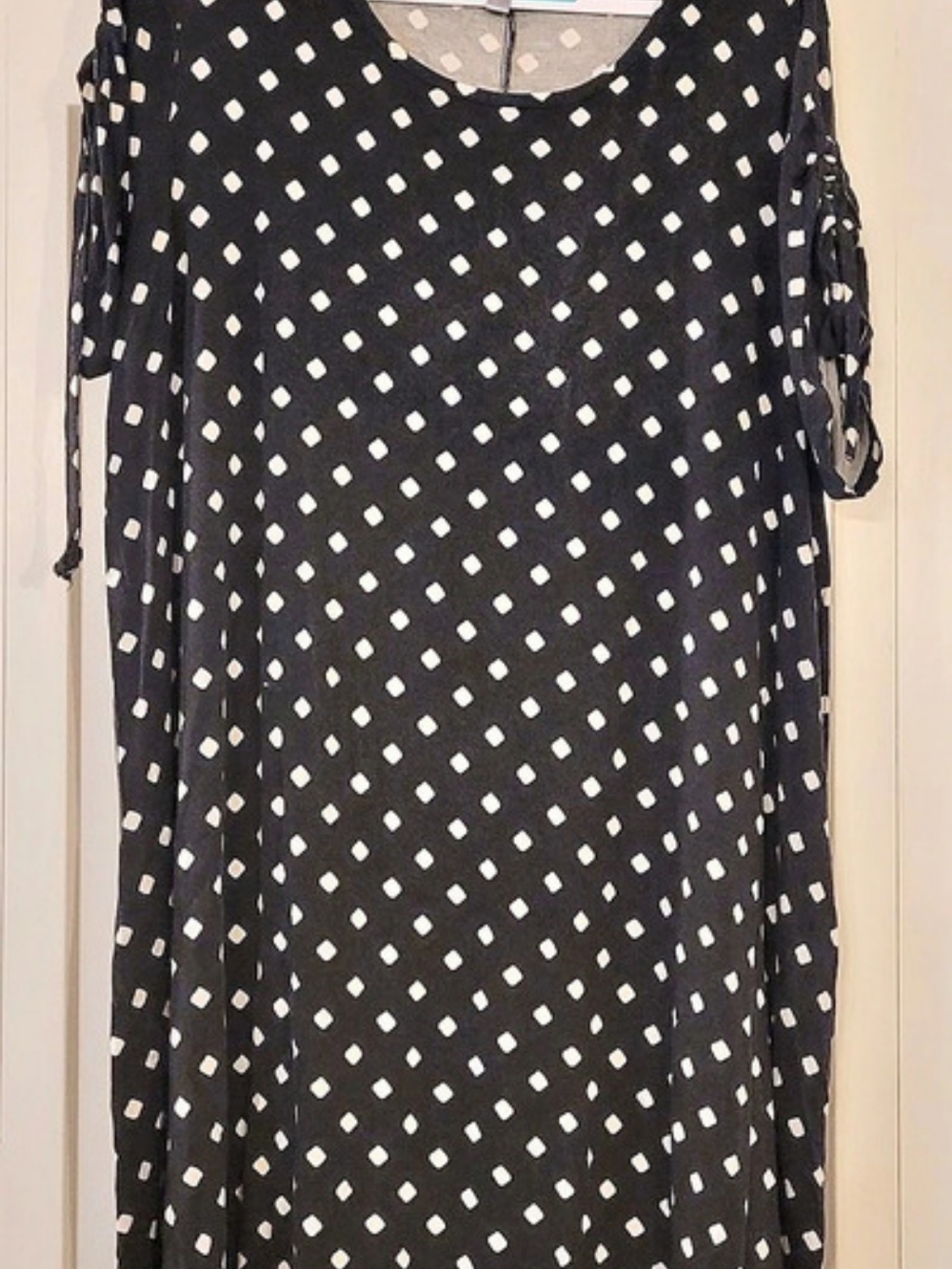 Terra & Sky Geometric Midi Dress in Black & White Like New